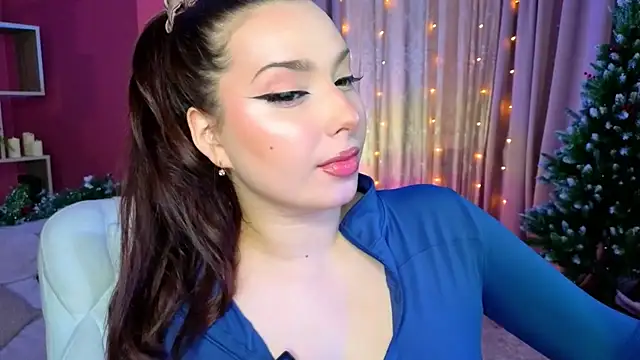 Lucy louras online show from 01.19.26