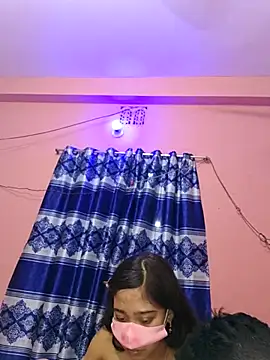 Snapshot of maya-Couple19 chatting on 03.12.26 maya-Couple19 online show from 03.12.26