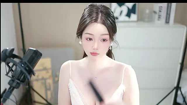 abbyli12 online show from 12.01.25