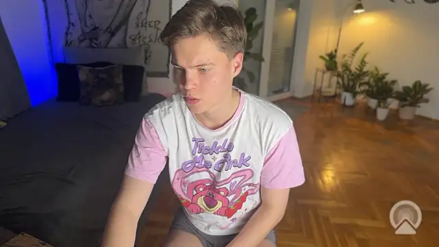 RusBradPitt online show from 02.10.26