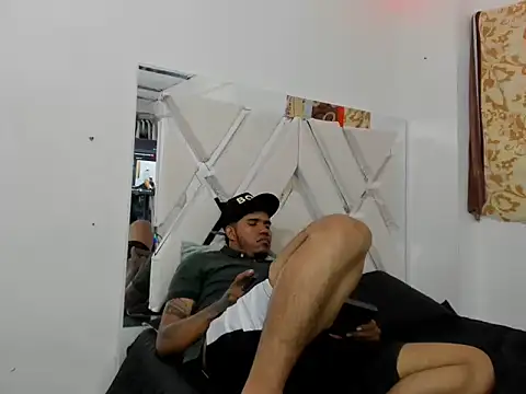 Snapshot of klever_haston chatting on 12.02.25 klever haston online show from 12.02.25