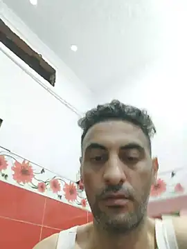 Snapshot of mahdiDido chatting on 07.23.26 mahdiDido online show from 07.23.26