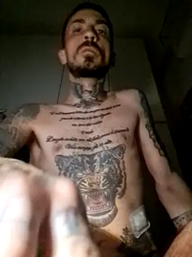 Snapshot of Robe420 chatting on 05.01.26 Robe420 online show from 05.01.26