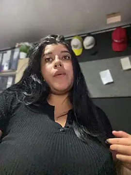 Tokio Sakura online show from 12.18.25