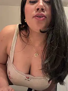 Snapshot of Myonlyprincess1 chatting on 04.15.26 Myonlyprincess1 online show from 04.15.26