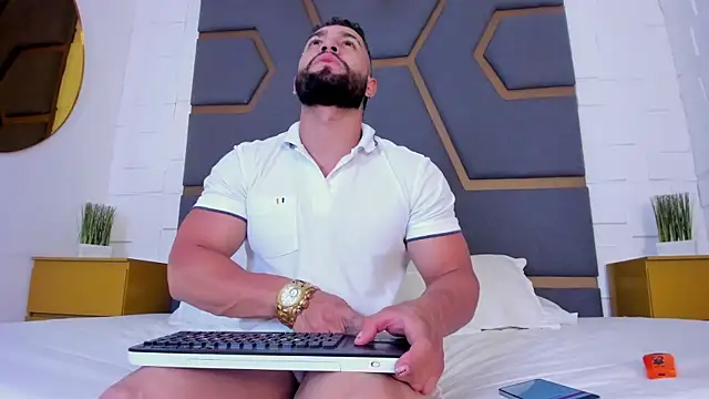 massimofiore  online show from 09.29.25