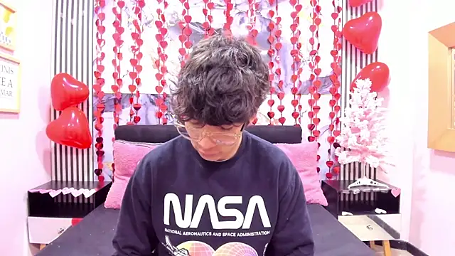 Desire Ecstasy online show from 02.15.26