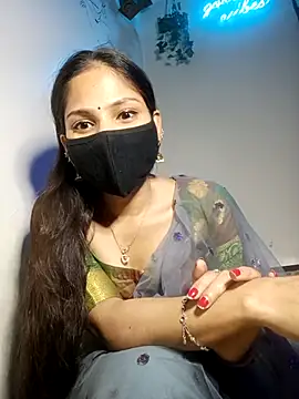 Snapshot of TheSassyGirl7 chatting on 09.13.25 TheSassyGirl7 online show from 09.13.25