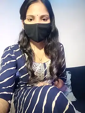 Snapshot of TheSassyGirl7 chatting on 11.14.25 TheSassyGirl7 online show from 11.14.25