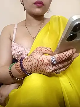 Snapshot of TheSassyGirl7 chatting on 04.19.26 TheSassyGirl7 online show from 04.19.26