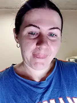 Snapshot of curlybunny_socking4u chatting on 12.19.25 curlybunny socking4u online show from 12.19.25