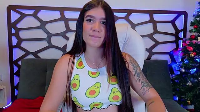 kloe bella online show from 12.15.25