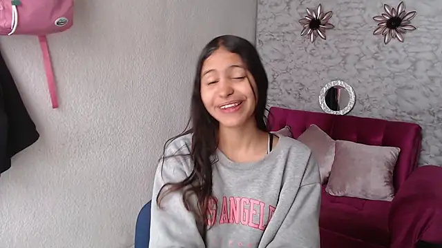 Evagirl69 online show from 11.25.25