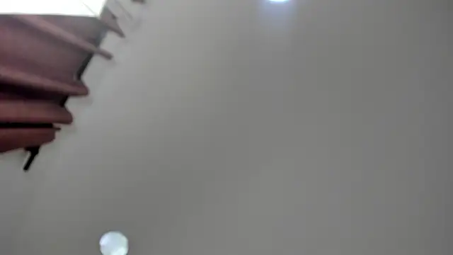 Snapshot of scarletross_ chatting on 02.25.26 scarletross online show from 02.25.26