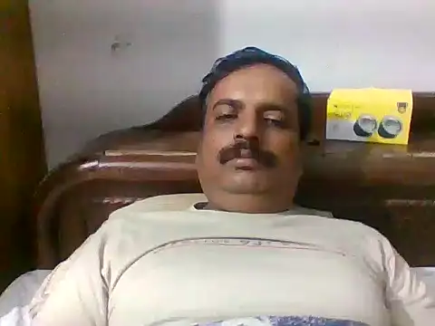 vardh033 online show from 10.29.25