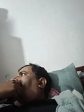 vardh033 online show from 10.30.25