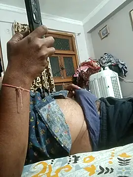 vardh033 online show from 04.15.26