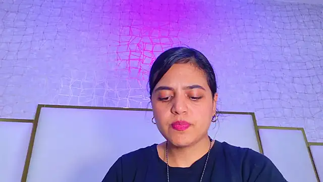 Snapshot of thalia888_ chatting on 05.27.26 thalia888 online show from 05.27.26
