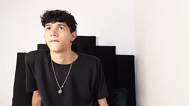 alexmark  online show from 09.18.25