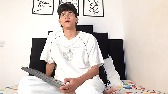 alexmark  online show from 02.05.26