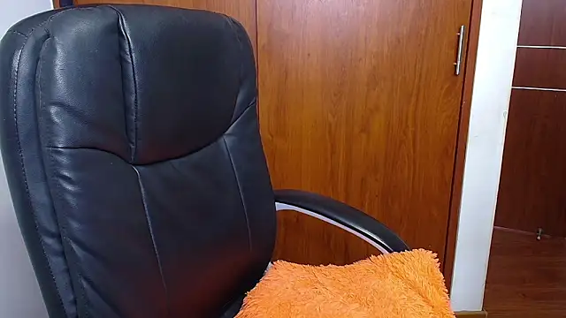 melikaronit2 online show from 11.05.25