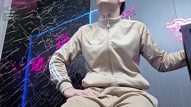 Snapshot of ThorDick_ chatting on 09.09.25 ThorDick  online show from 09.09.25