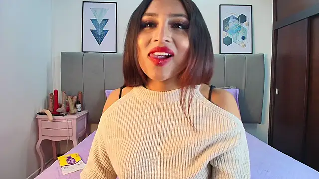 Naiaa Cruz online show from 09.15.25