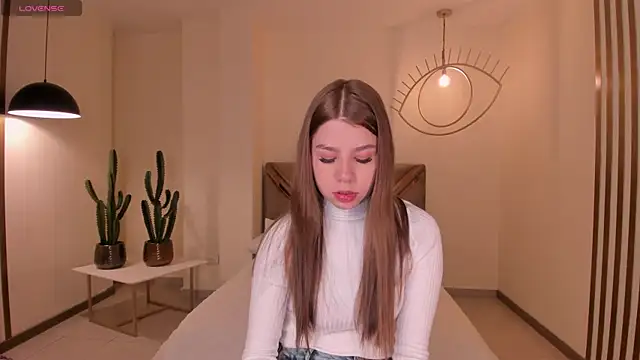 TiffannySins online show from 11.25.25