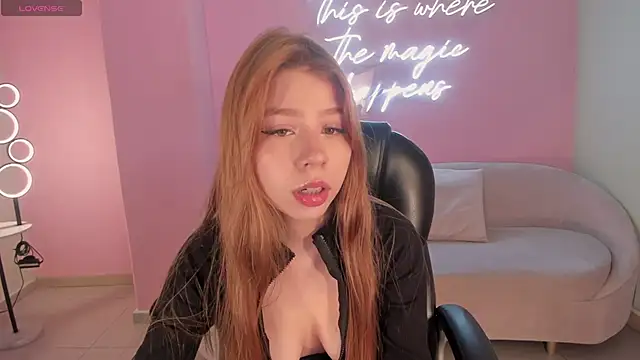 TiffannySins online show from 04.09.26