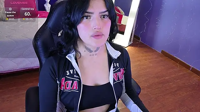 sari belle online show from 11.24.25