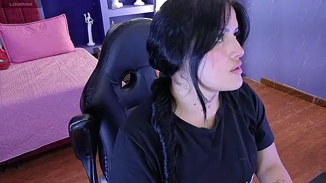 sari belle online show from 12.15.25