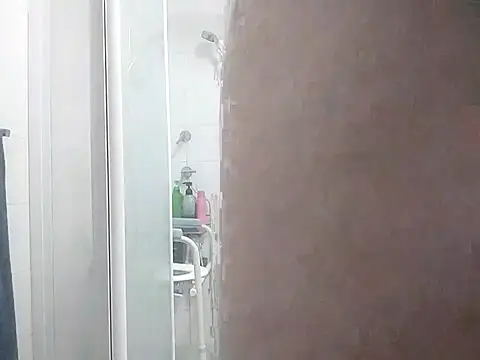 Snapshot of rivocumslut chatting on 10.06.25 rivocumslut online show from 10.06.25