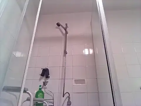 Snapshot of rivocumslut chatting on 01.11.26 rivocumslut online show from 01.11.26