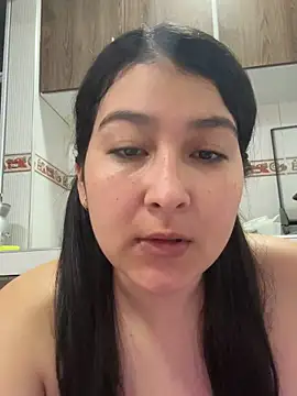 Snapshot of evelyn_1702 chatting on 10.29.25 evelyn 1702 online show from 10.29.25