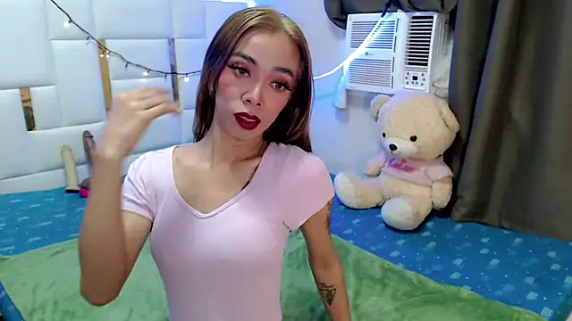 diamondnaked  online show from 11.24.25