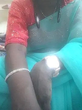 Snapshot of hotmahitha chatting on 05.08.26 hotmahitha online show from 05.08.26