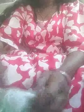 Snapshot of hotmahitha chatting on 05.11.26 hotmahitha online show from 05.11.26