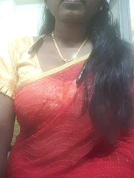 Snapshot of hotmahitha chatting on 05.19.26 hotmahitha online show from 05.19.26