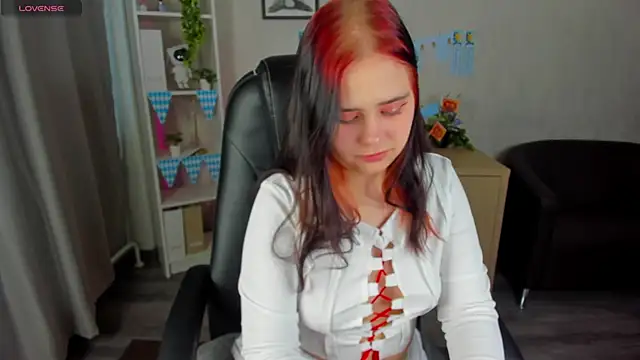 Alis Platt online show from 10.13.25