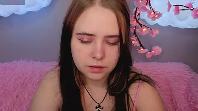 Snapshot of Alis_Platt chatting on 03.10.26 Alis Platt online show from 03.10.26