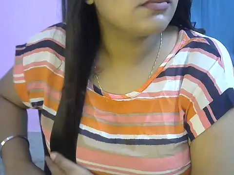 Queenxxx98 online show from 10.11.25