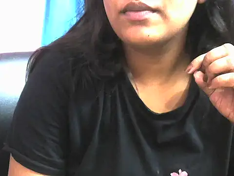 Queenxxx98 online show from 10.14.25