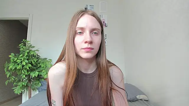 Kelly Gerzikaa online show from 04.23.26
