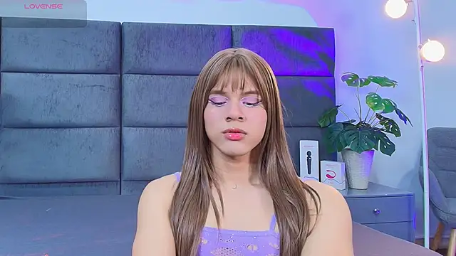 Slenna Moon online show from 04.06.26