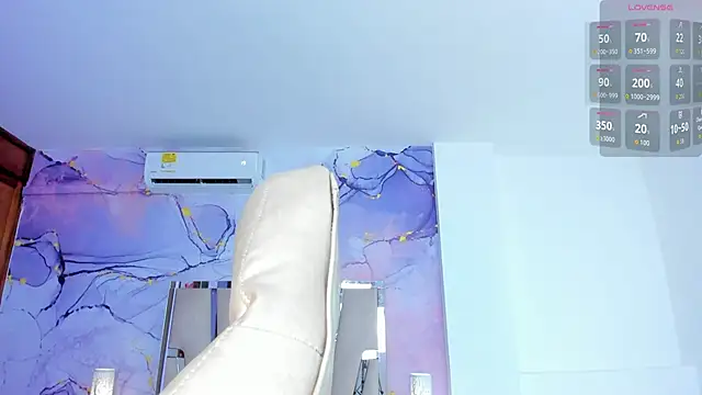 EvaKalifa online show from 09.20.25