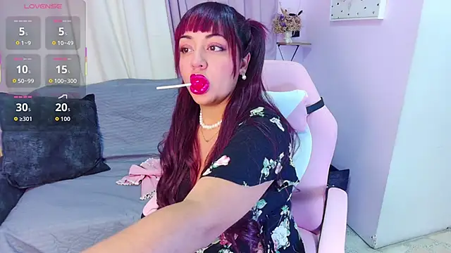 DaniniAnderson online show from 10.13.25