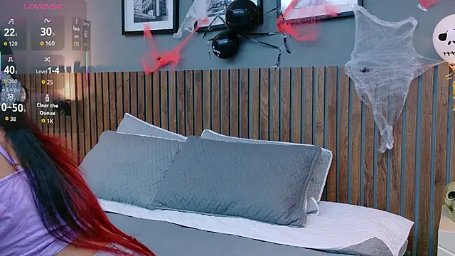 luna roja25 online show from 10.20.25