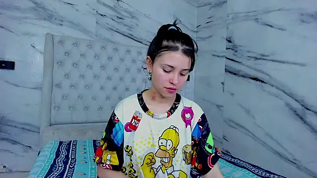 Ari and Storm online show from 10.09.25