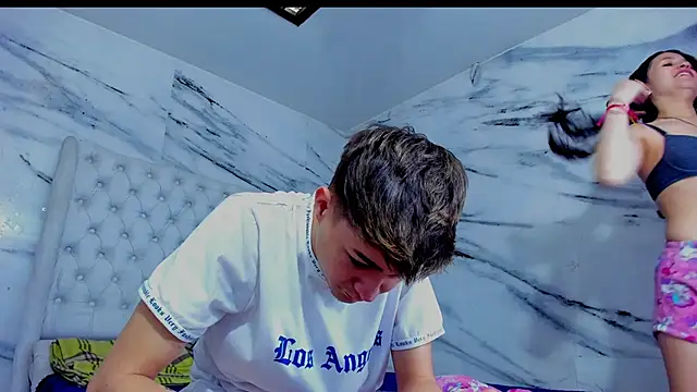 Ari and Storm online show from 12.02.25