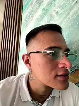 LiamDeep online show from 12.17.25